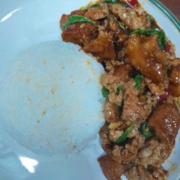 กระเพราหมูสับกากหมู
