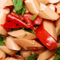 ยำไส้กรอก