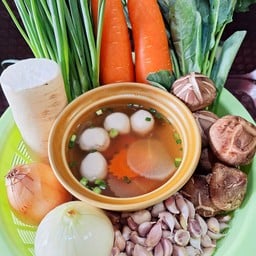 เกาเหลาลูกชิ้นหมู