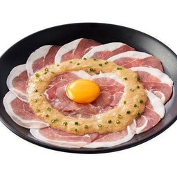 เบคอนสดติดมันหมักซอสไหหลำ