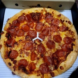 Urban Pizza พิซซ่า ประชาชื่น