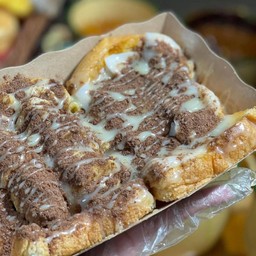 กล้วยหอม + นมข้นหวานภูเขาไฟ