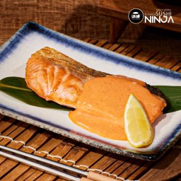 ปลาแซลมอนราดซอสสไปซี่ เมนไท