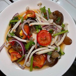 ยำเห็ดรวม