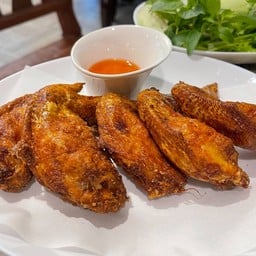 ปีกปลายไก่ทอดน้ำปลา