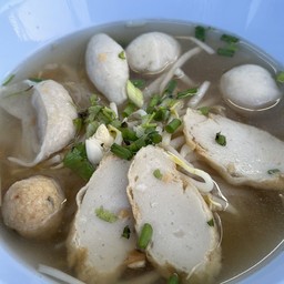 ก๋วยเตี๋ยวน้ำใส