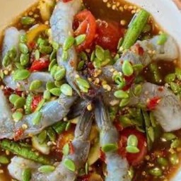 ตำกุ้งสด