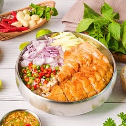 ข้าวขยำปลาช่อนทอด