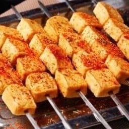 M9 เต้าหู้ปลาย่าง烤鱼豆腐
