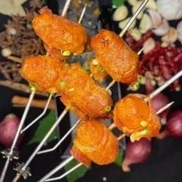 H9 เบคอนพันไส้กรอกชีสย่าง烤培根芝士肠