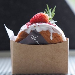 ทิมเบอริงไส้สตรอเบอร์รี่