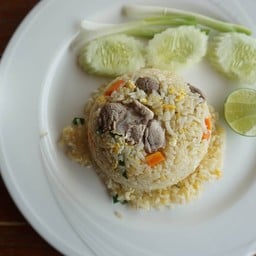 ข้าวผัดหมู