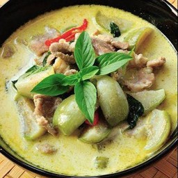 แกงเขียวหวานหมู(ไม่มีข้าว)