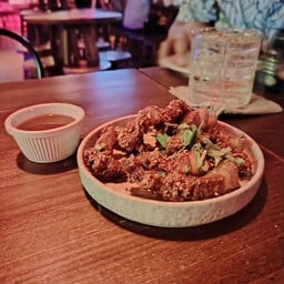 ถ้ำเสือปาร์ตี้เฮ้าส์