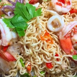 ยำมาม่าทะเล