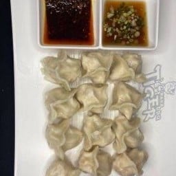 D7 เกี๊ยวลวกหมูผักกาดขาว白菜猪肉水饺