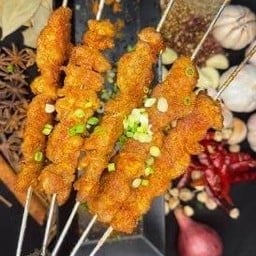 E7 เนื้อแกะย่าง 烤羊肉串