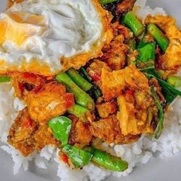 ข้าวพริกแกงไก่