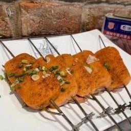 H10 แฮมจีนย่าง烤午餐肉