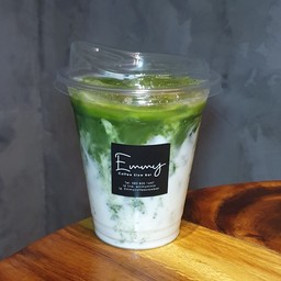 Matcha fresh milk