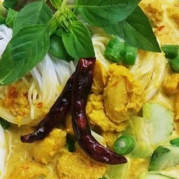 ขนมจีนน้ำยาปู🦀หรอยจัง & ชายสีี่หมี่เกี๊ยว by หรอยจัง