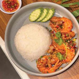ข้าวกุ้งคั่วพริกเกลือ