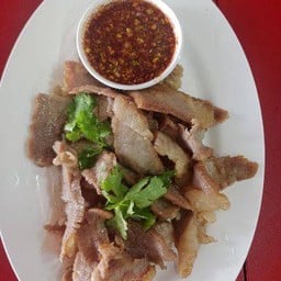 เนื้อย่างจิ้มแจ่ว