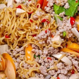 ยำมาม่า+ปลาร้า