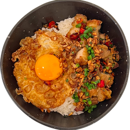 ข้าวหมูกรอบคั่วพริกเกลือ
