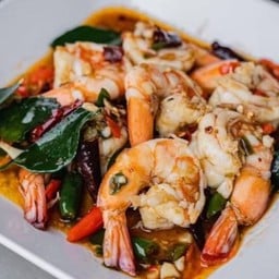 :กุ้งผัดพริกขี้หนูสวน