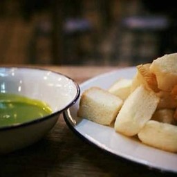 ขนมปังนึ่งสังขยาใบเตย ชุดM เหมาะ2ท่าน