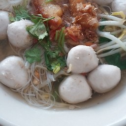 ก๋วยเตี๋ยวน้ำใส