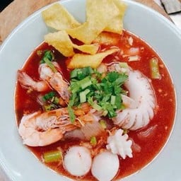 เย็นตาโฟต้มยำทะเล