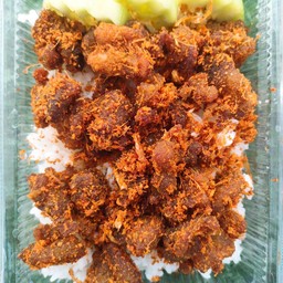 ข้าวหมูทอดน้ำพริกข่า