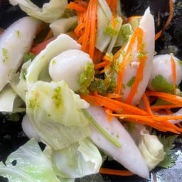 ยำลูกชิ้นปลา