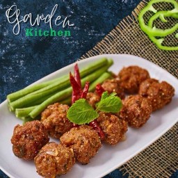 ลาบทอดหมู/ไก่ (เล็ก)