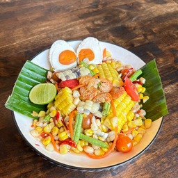 ตำข้าวโพดไข่เค็ม