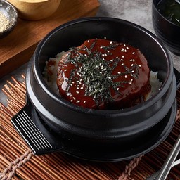 ข้าวหน้าหมูแฮมเบิร์ก