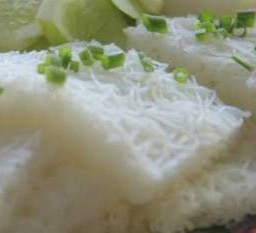 เส้นหมี่ลวก