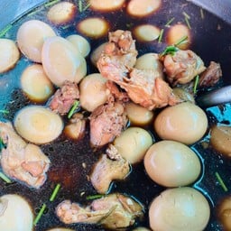 พะโล้ (ไก่)