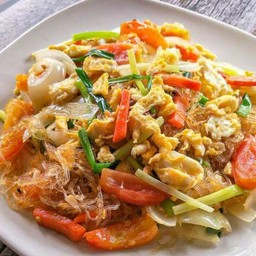 ข้าวราดผัดวุ้นเส้นหมู