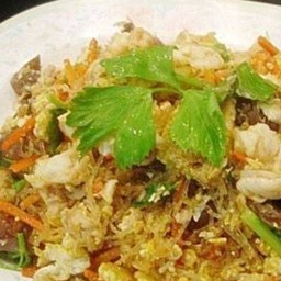 ข้าวราดผัดวุ้นเส้นไก่