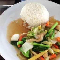 ข้าวผัดผักรวมมิตร