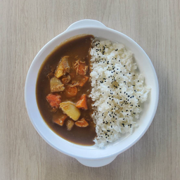 ข้าวแกงกะหรี่ญี่ปุ่นหมู