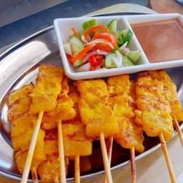 ชุดหมูจิ๋ว11ไม้ ฟรีขนมปังปิ้ง1แผ่น