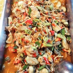 ข้าวแกงป้าสุรีย์