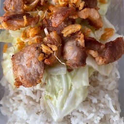 ข้าวราดผัดกะหล่ำปลี