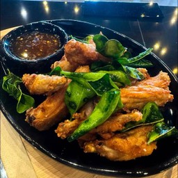 ปีกไก่ทอดเกลือ