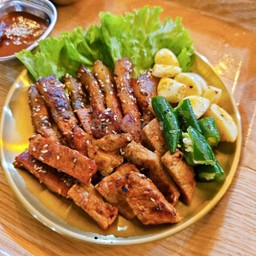 เซ็ตหมูหมักซอสทันบัมย่างให้