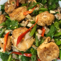 ข้าวเต้าหู้หมูสับผัดคื่นฉ่าย